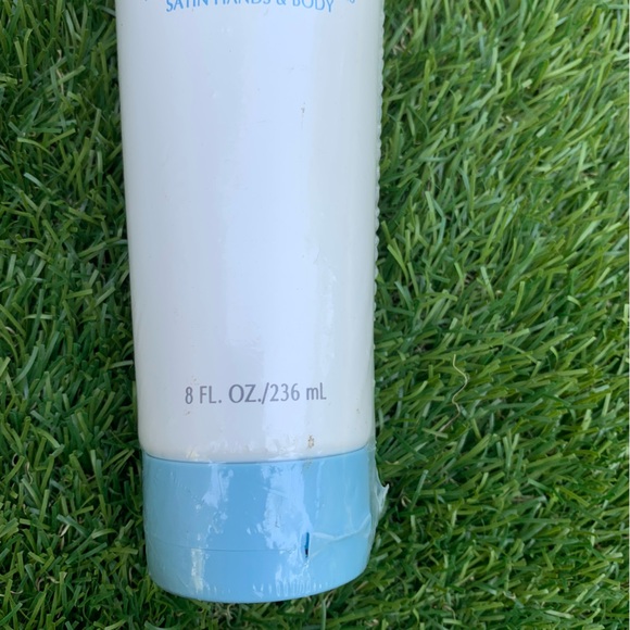 New! Mary Kay Satin Hands and Body Hydrating Lotion - Picture 3 of 5